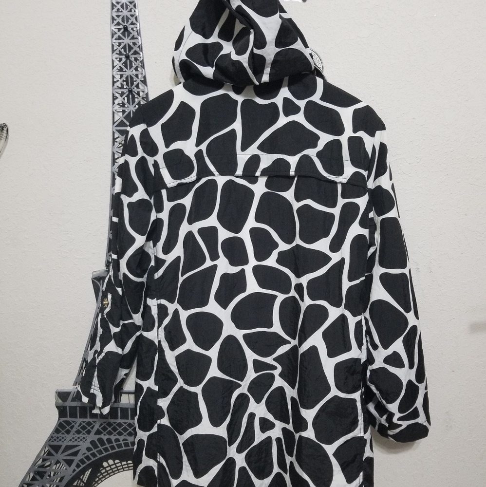 Casablanca Bpack and White Coat with hoddie - Picture 2 of 8
